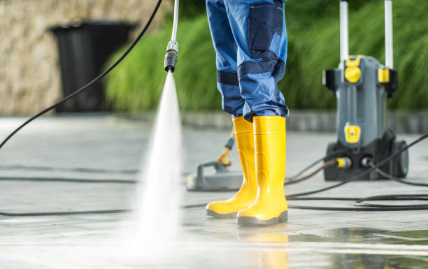 Best Garage Pressure Washing  in Ddanelle, AR